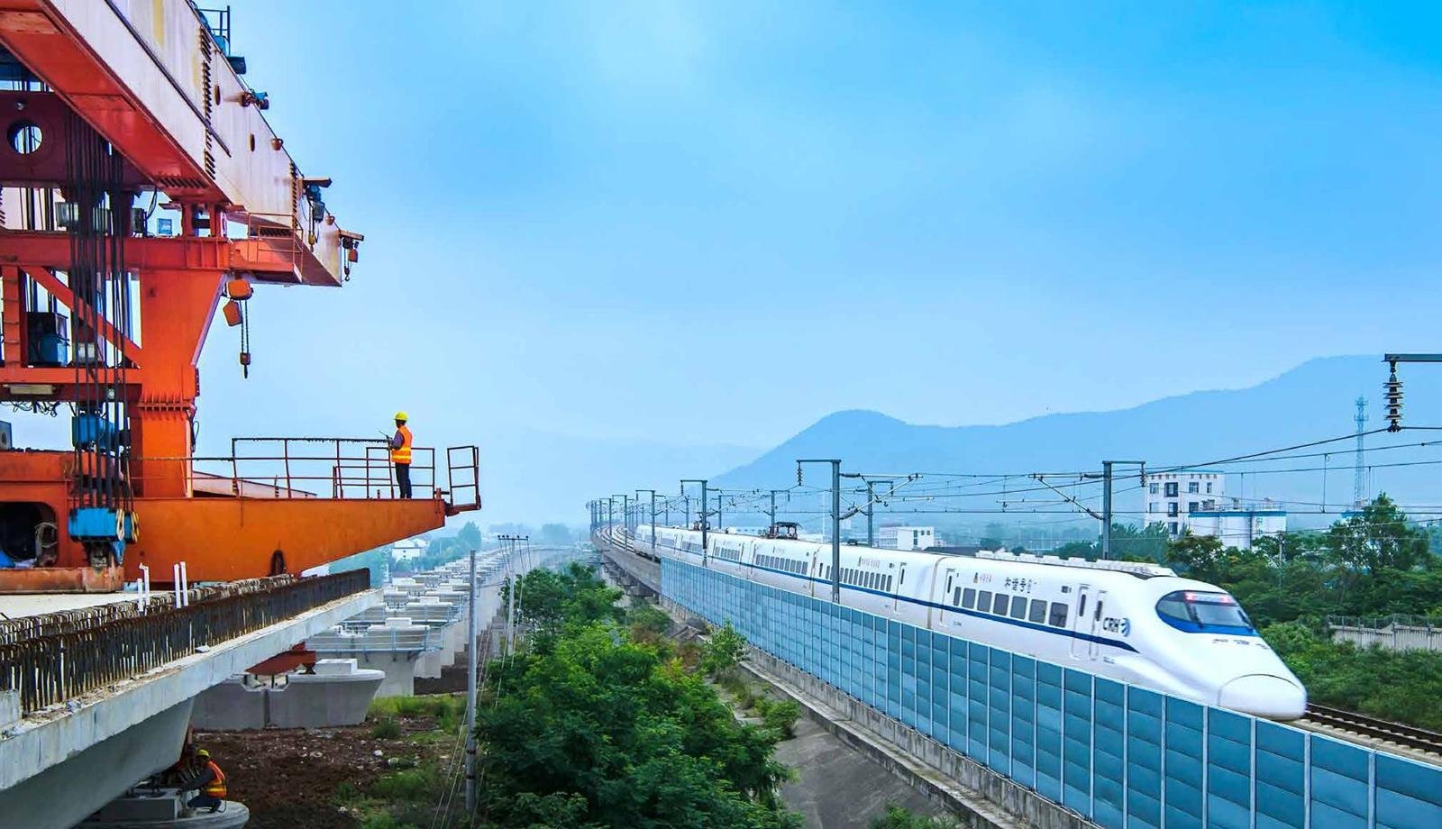 Montaje de vigas para ferrocarril de alta velocidad